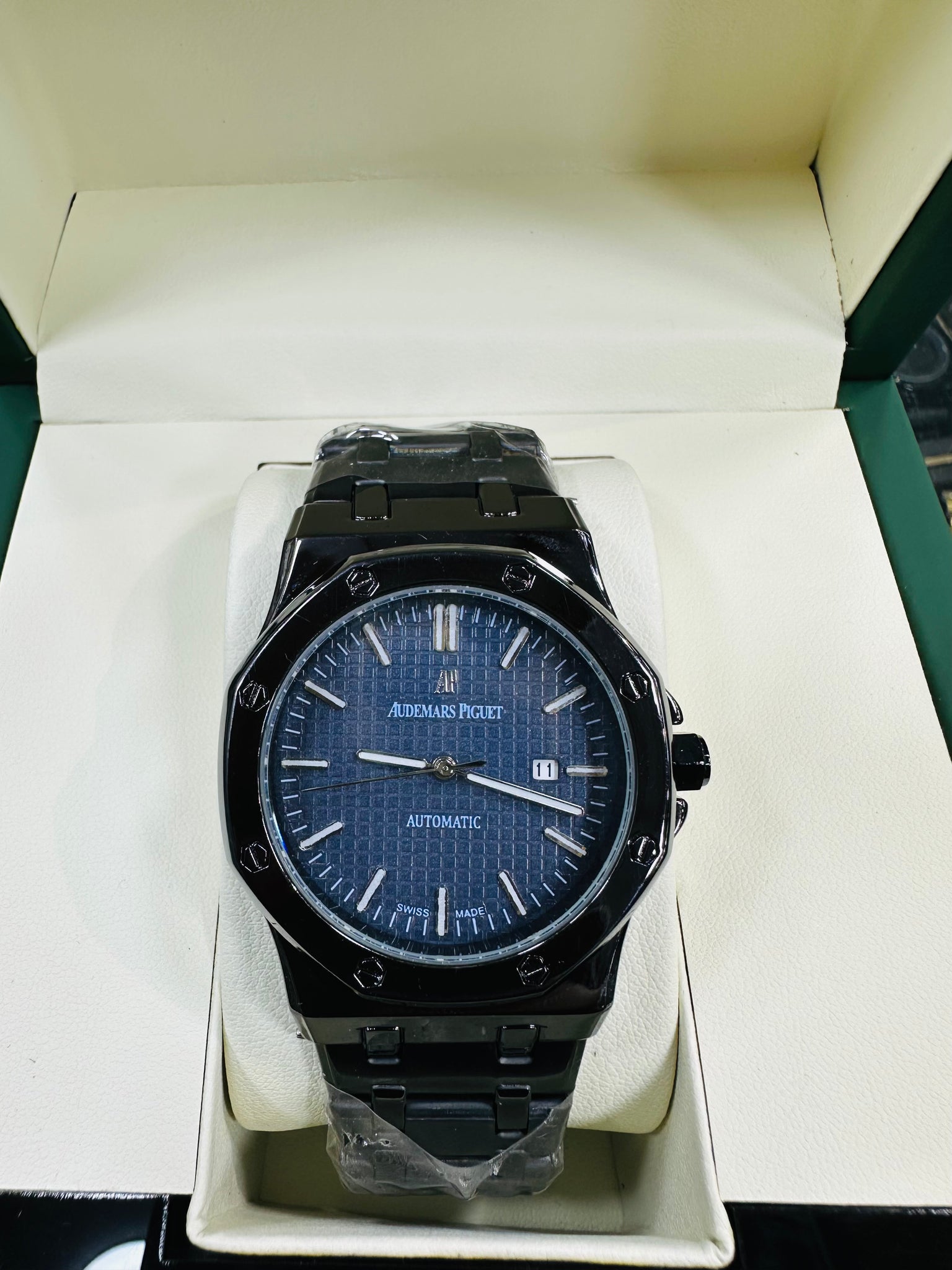 AP Semi Auto watch with smooth needle working. Premium quality by MWC
