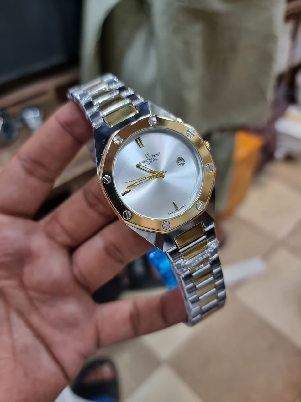 AP Premium quality diamond cut bezel and chain by MWC