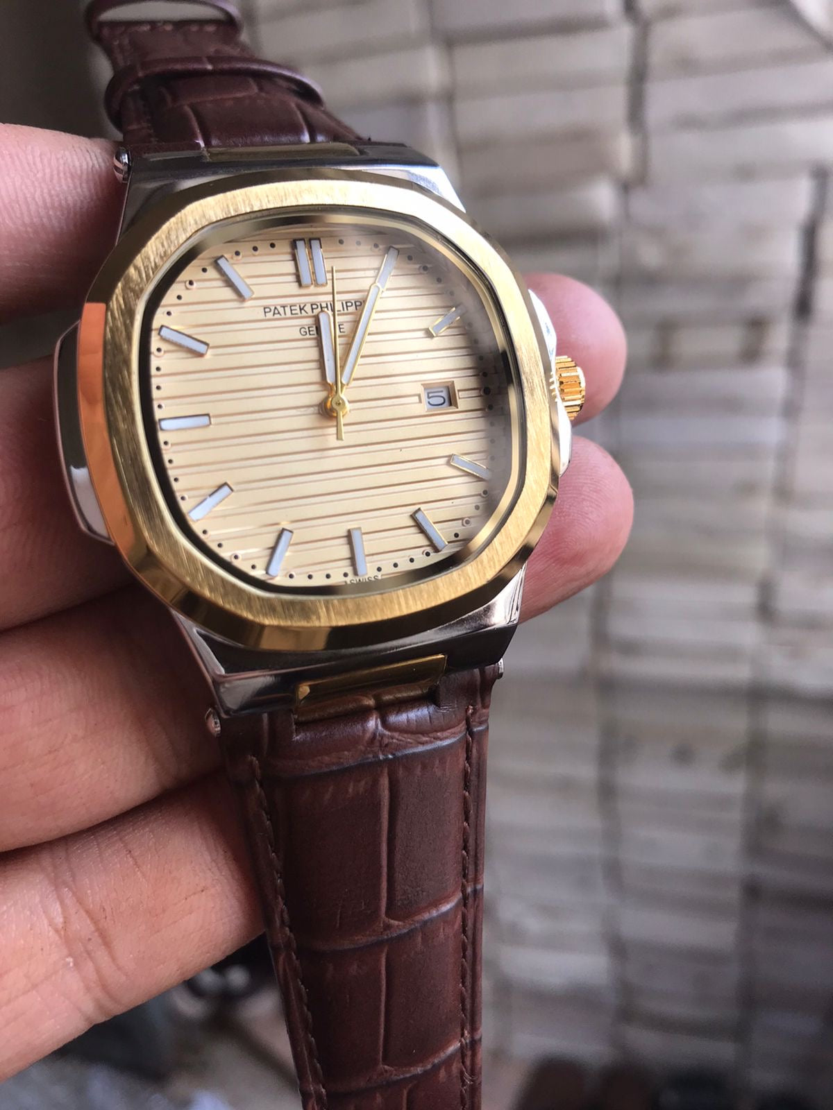 PP Trending Master lock leather strap by MWC