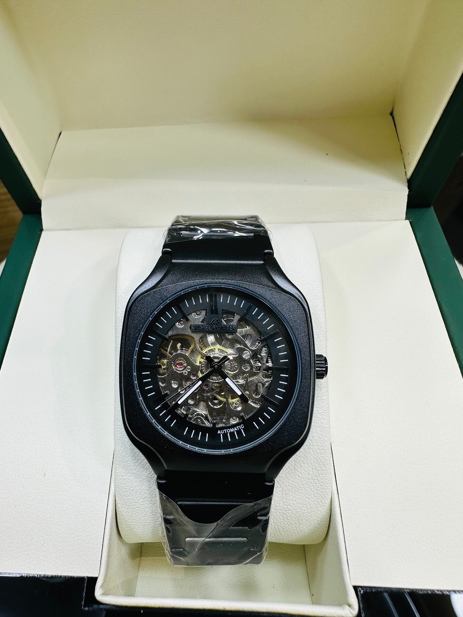 Daniel Powter 100% original full Automatic watch by MWC