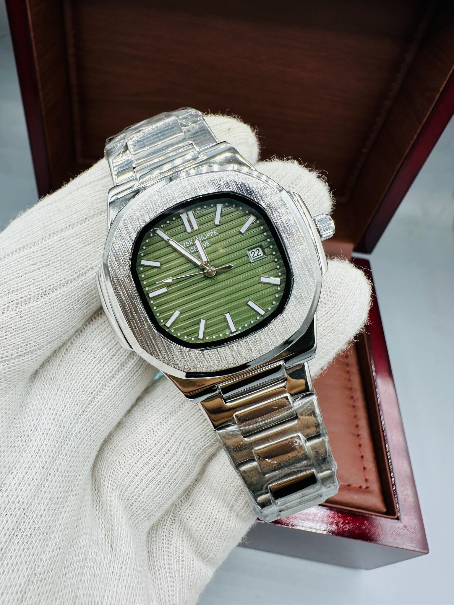 PP nautlus premium quality by MWC