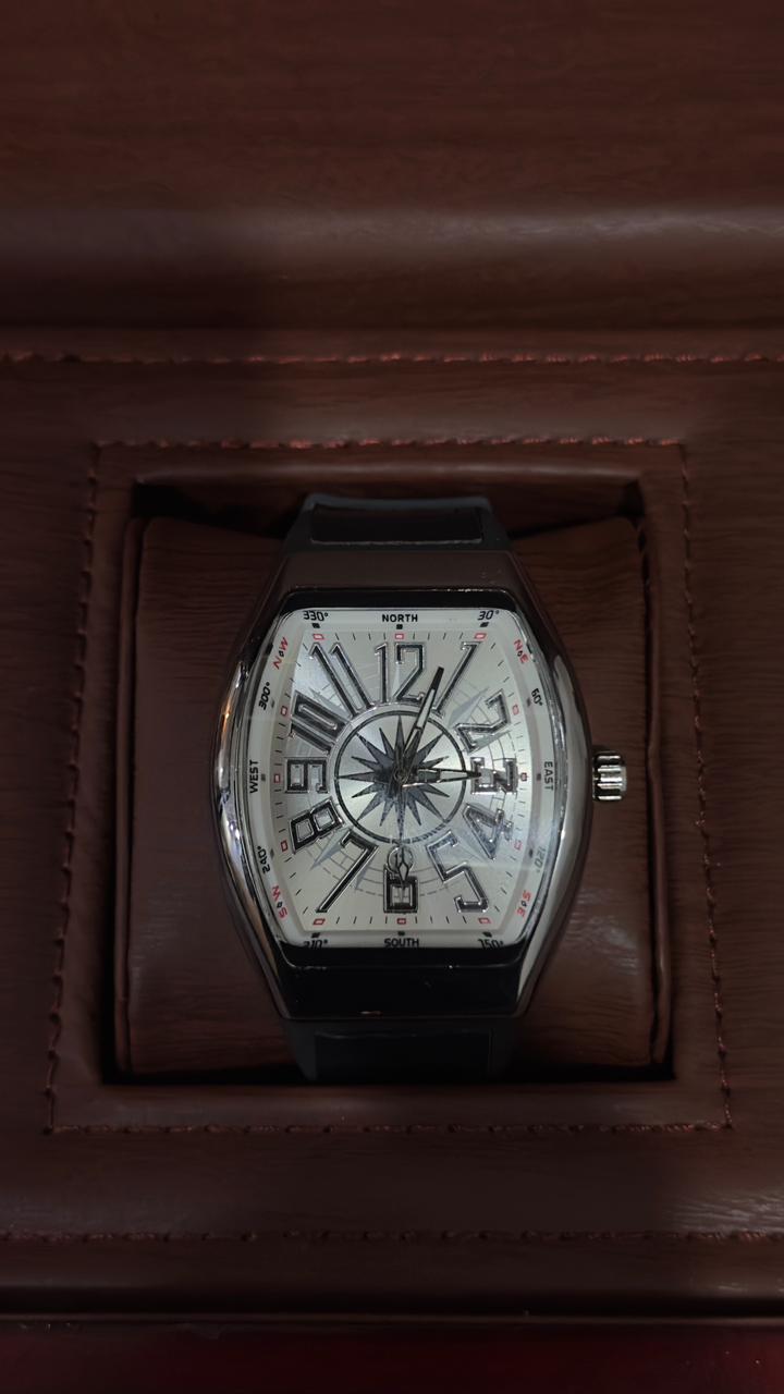 FM WATCH TOP QUALITY IN QUARTZ HEAVY WEIGHT PURE LEATHER STRAP